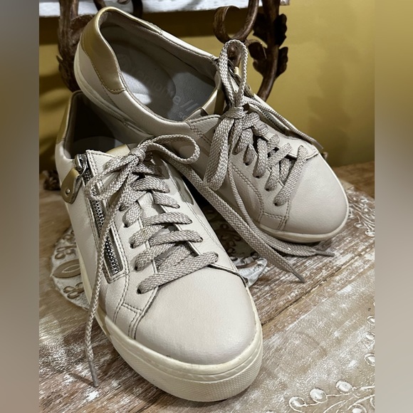 EUC Remonte “Alina” Platform Sneaker *Pebble Color Size 38/7 (see chart in pics) - Picture 2 of 12